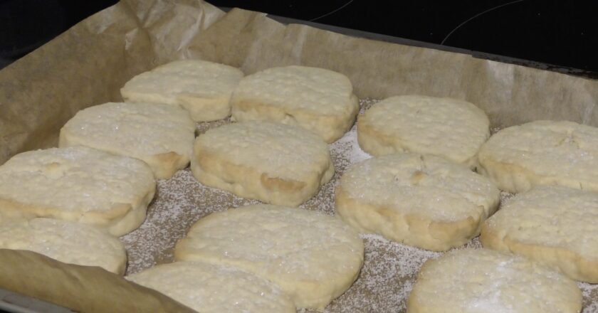 Baking on a Budget: Easy Shortbread Recipe
